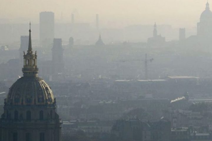 parigi nella nebbia