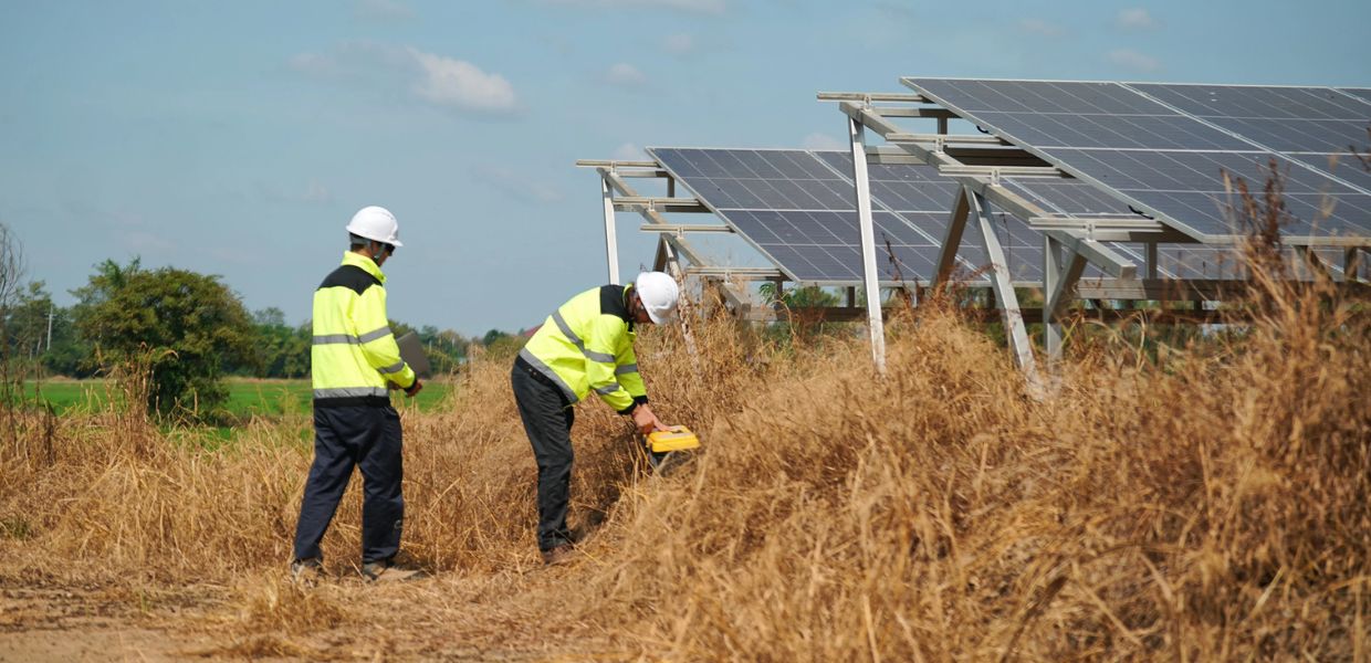 Cosa sono le aree idonee e a che punto sono le regioni italiane per il raggiungimento degli obiettivi di decarbonizzazione.